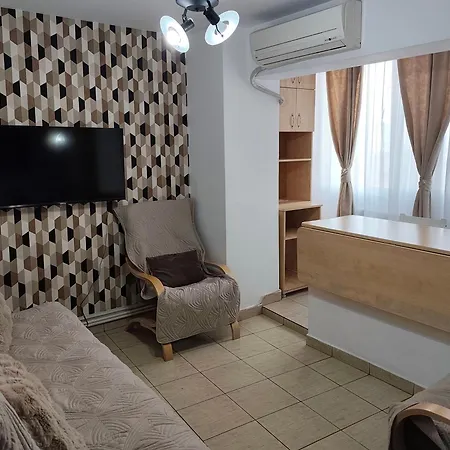 Ela *